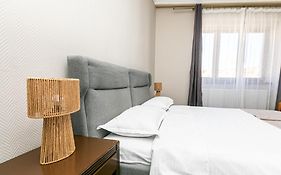 Residence Piata Sfatului